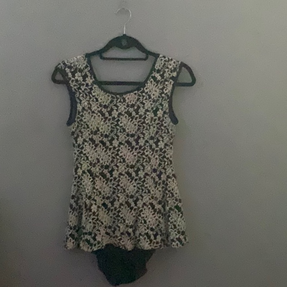 Floral Lace Sleeveless